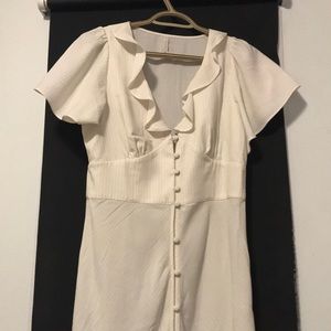 ⭐️White maxi dress 🌿 Urban Outfitters